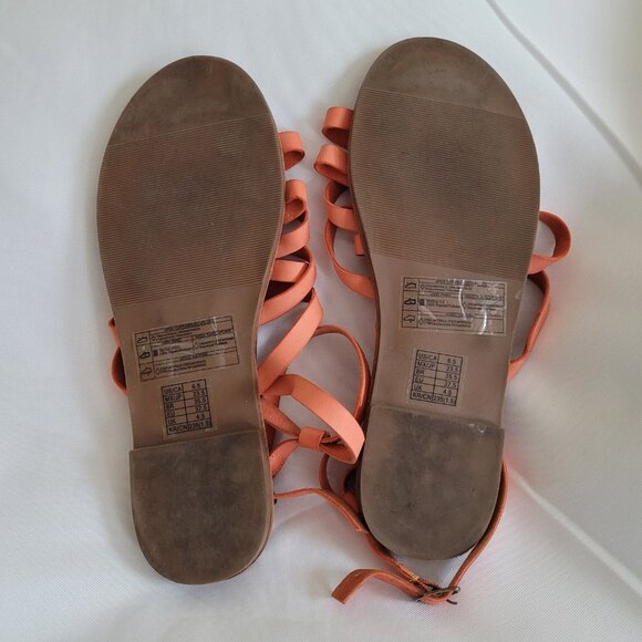 Forever 21 Gladiator Strappy Flat Sandals SZ 6.5 - Picture 4 of 10